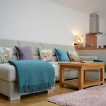 Ness Lodge