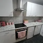Lovely 2 Bedroom Flat In Nice Inversness Area.