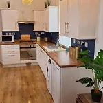 City Centre Flat, Harbour View