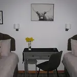 Fairfield Townhouse Guest House