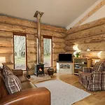 Moorhen Lodge
