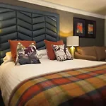 Beaufort Hotel