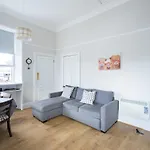 2 Ness Walk