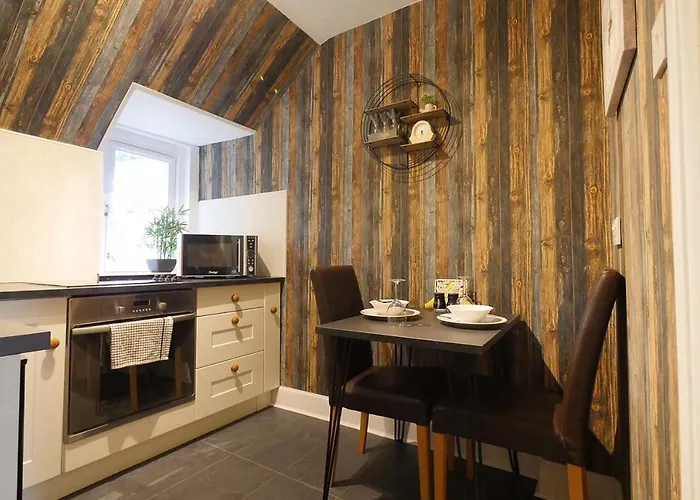 Thistle Apartment, Inverness