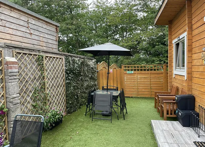 Immaculate Cabin 5 Mins To Inverness Dogs Welcome
