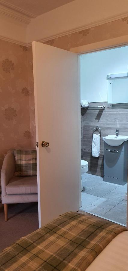 Moray Park Guest house 4*