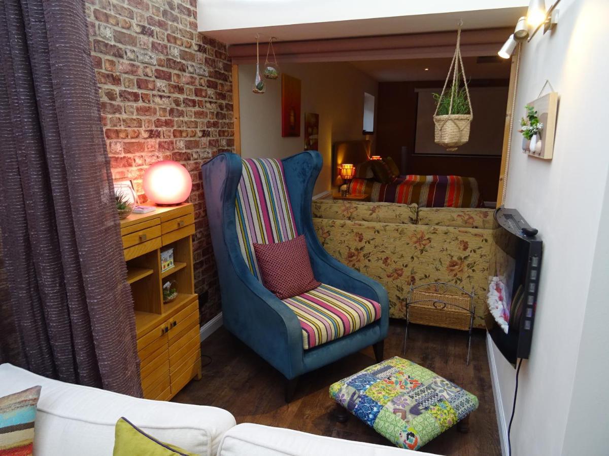 'le Studio' * Inverness