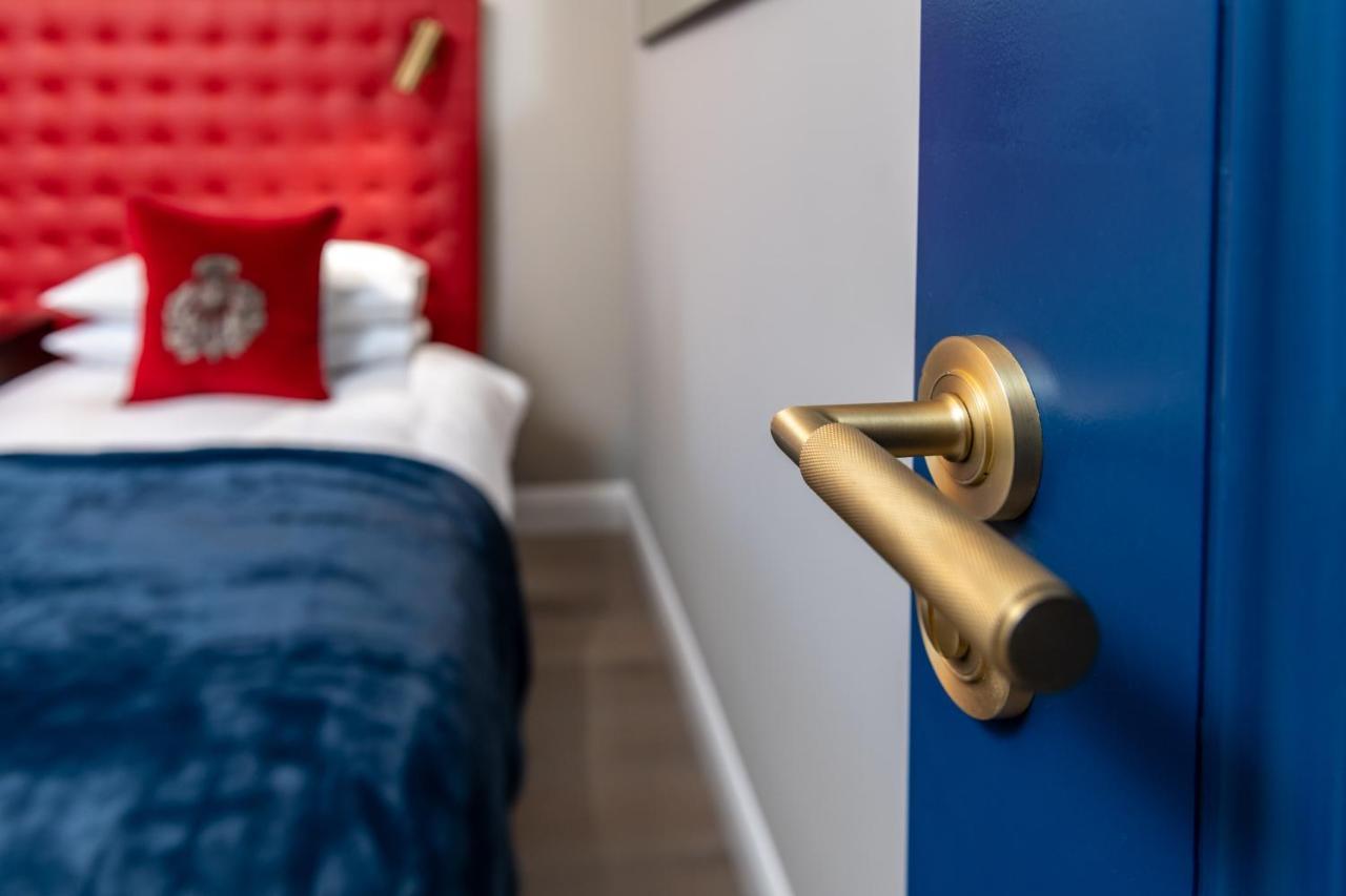 Relax In Super Size Copper Tub - 2 Bedroom * Inverness