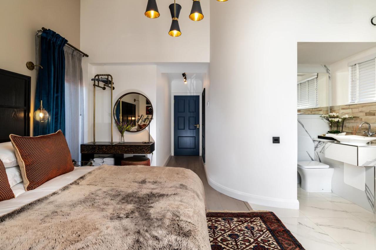 Apartment Relax In Super Size Copper Tub - 2 Bedroom Inverness
