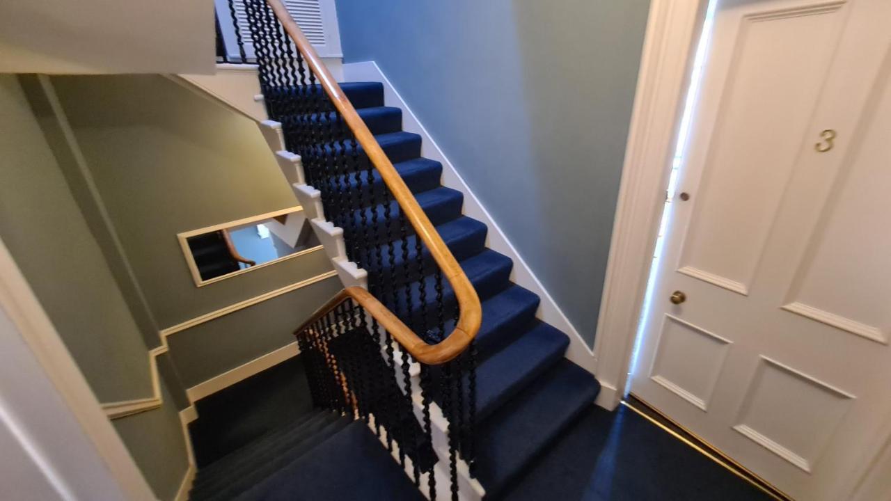 Market Brae Guest house *