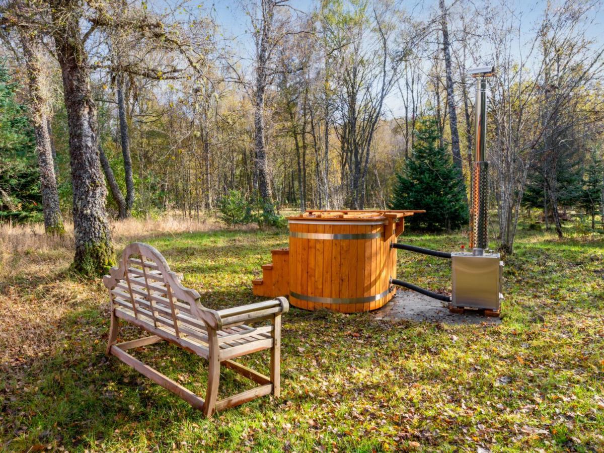 Kerrow By Interhome