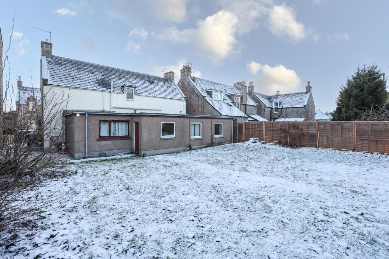 Mystayinn Strathblane 7 Bedroom Full House -