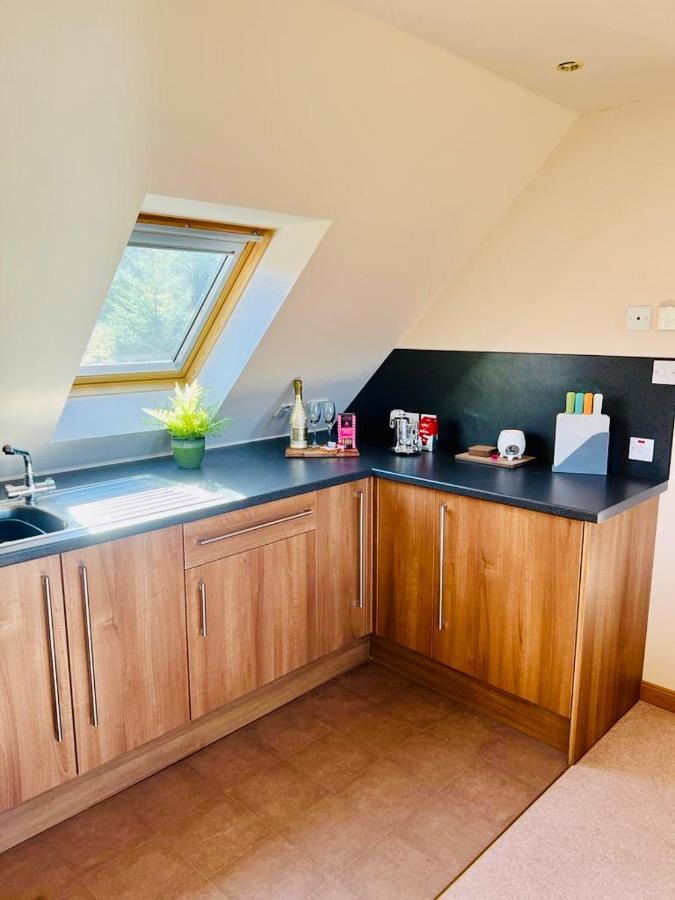 1 Loch Ness Heights Apartment *