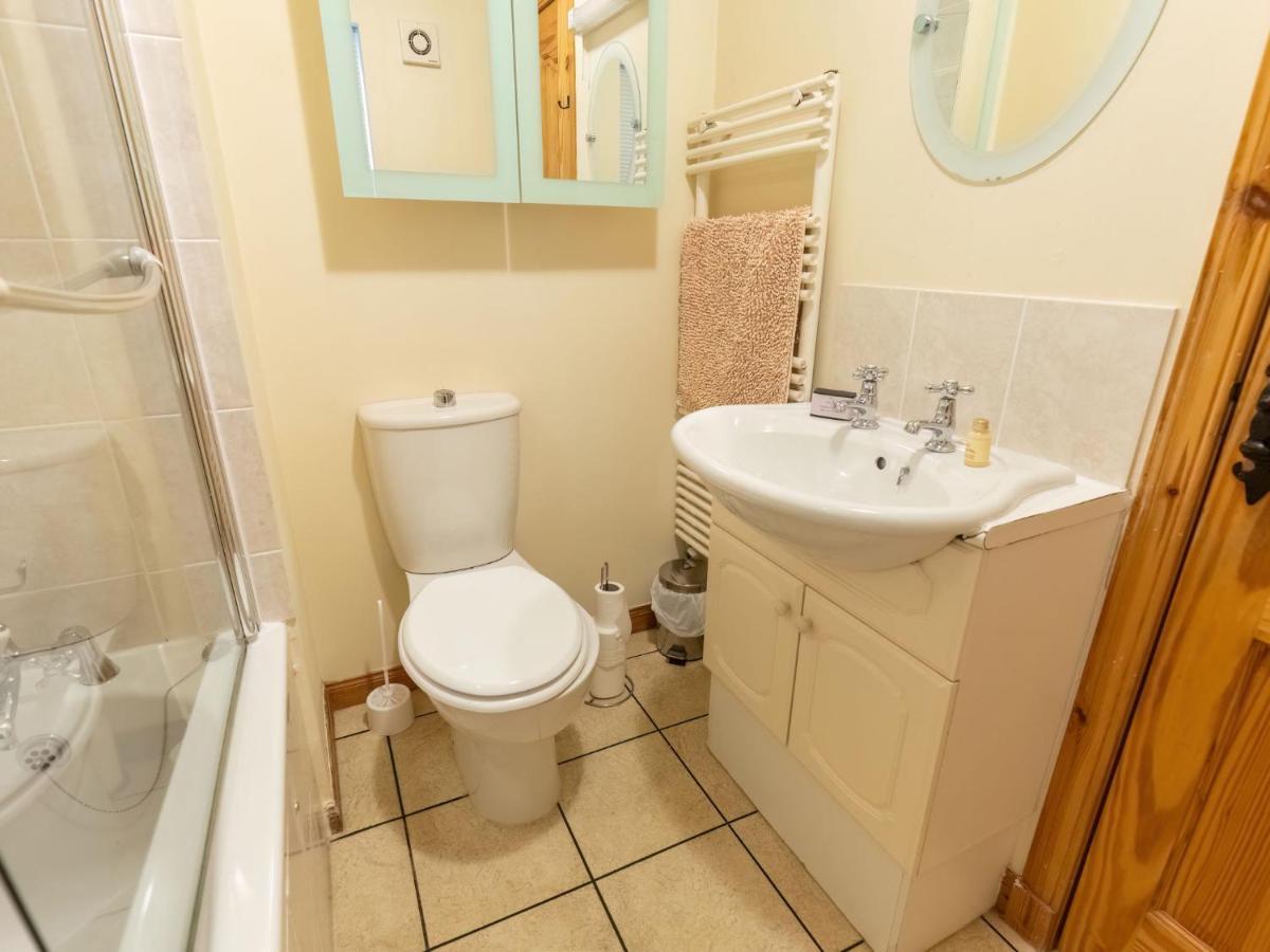 Holiday home Road-1 By Interhome