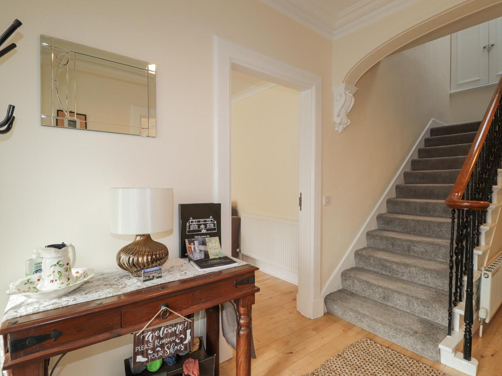 16 Fairfield Road Holiday home *