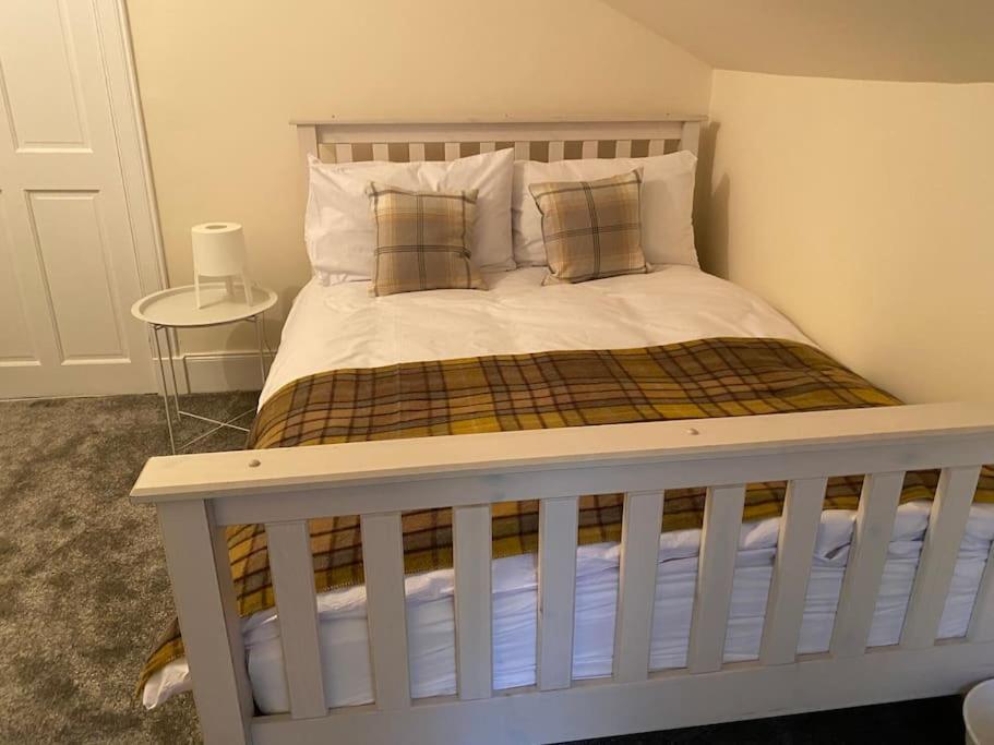 Heather House, Beautiful Family Home, Sleeps 8 Inverness