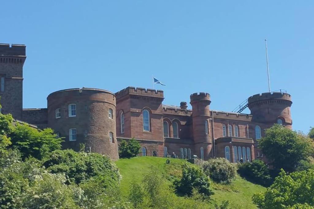 Heather House, Beautiful Family Home, Sleeps 8