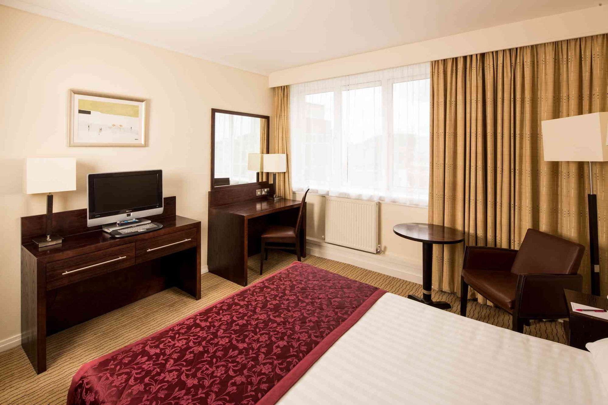 Mercure Hotel 4*