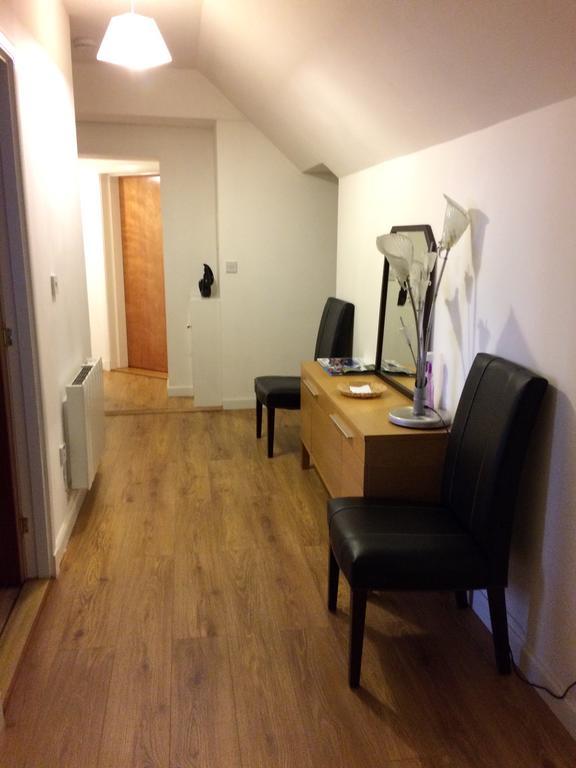 Eastgate Apartment *
