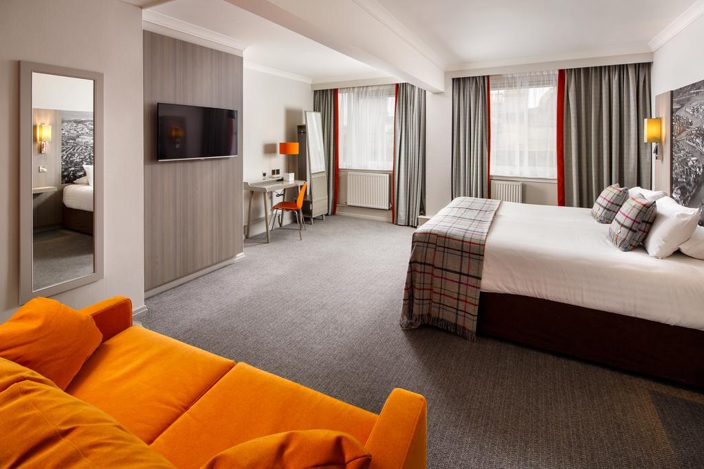 Mercure 4*