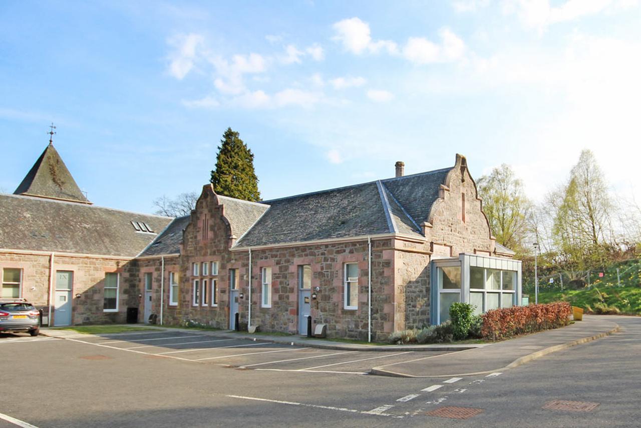 The West Wing * Inverness