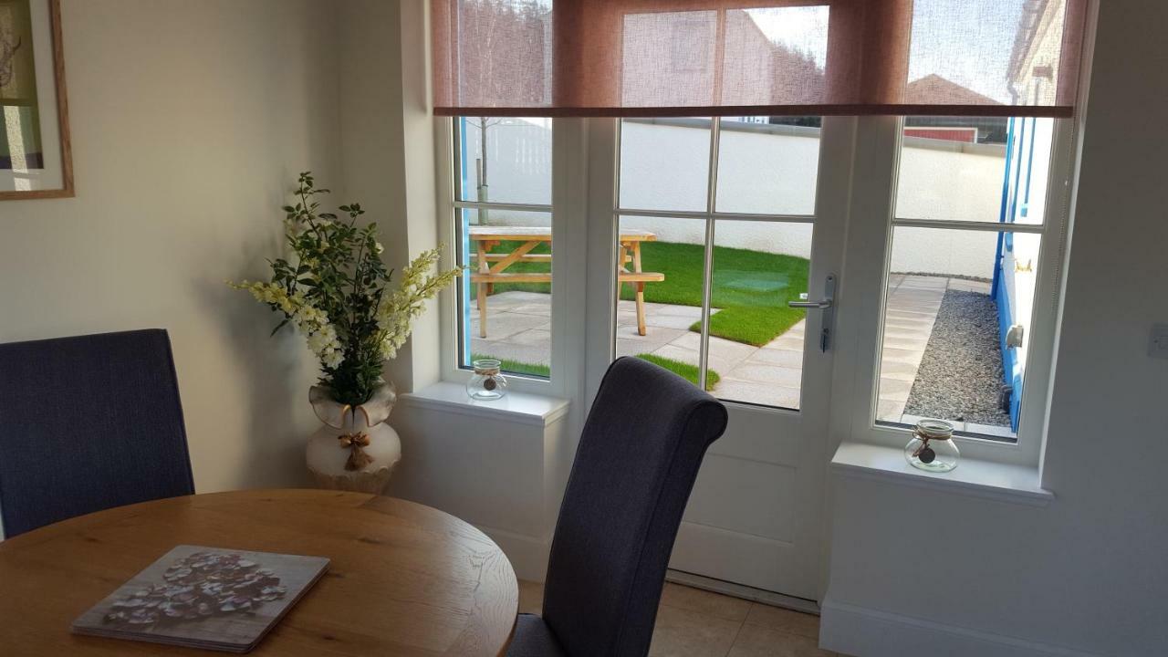 Olavat Detached With Parking * Inverness