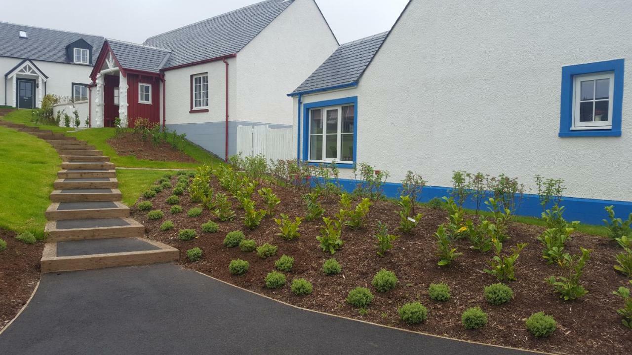 Olavat Detached With Parking Holiday home