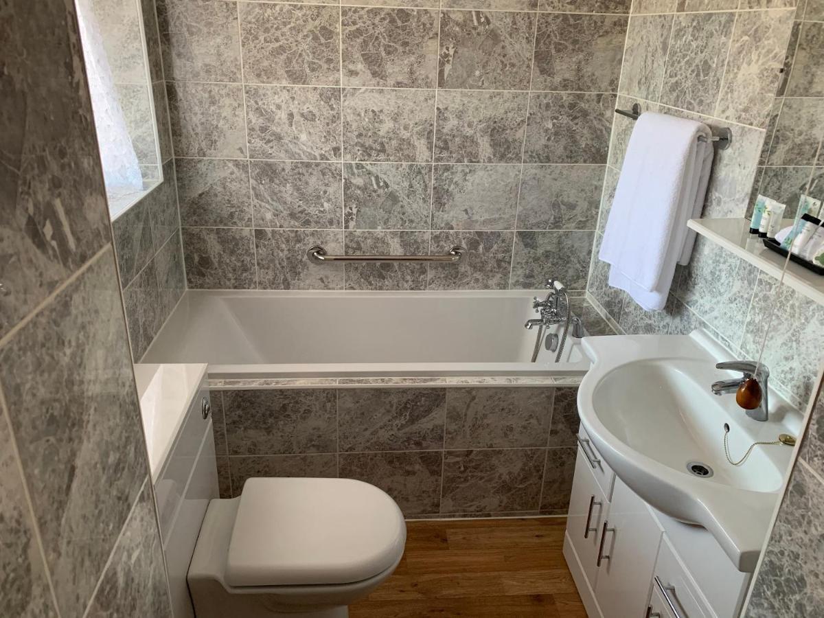 Lyndon 4* Inverness