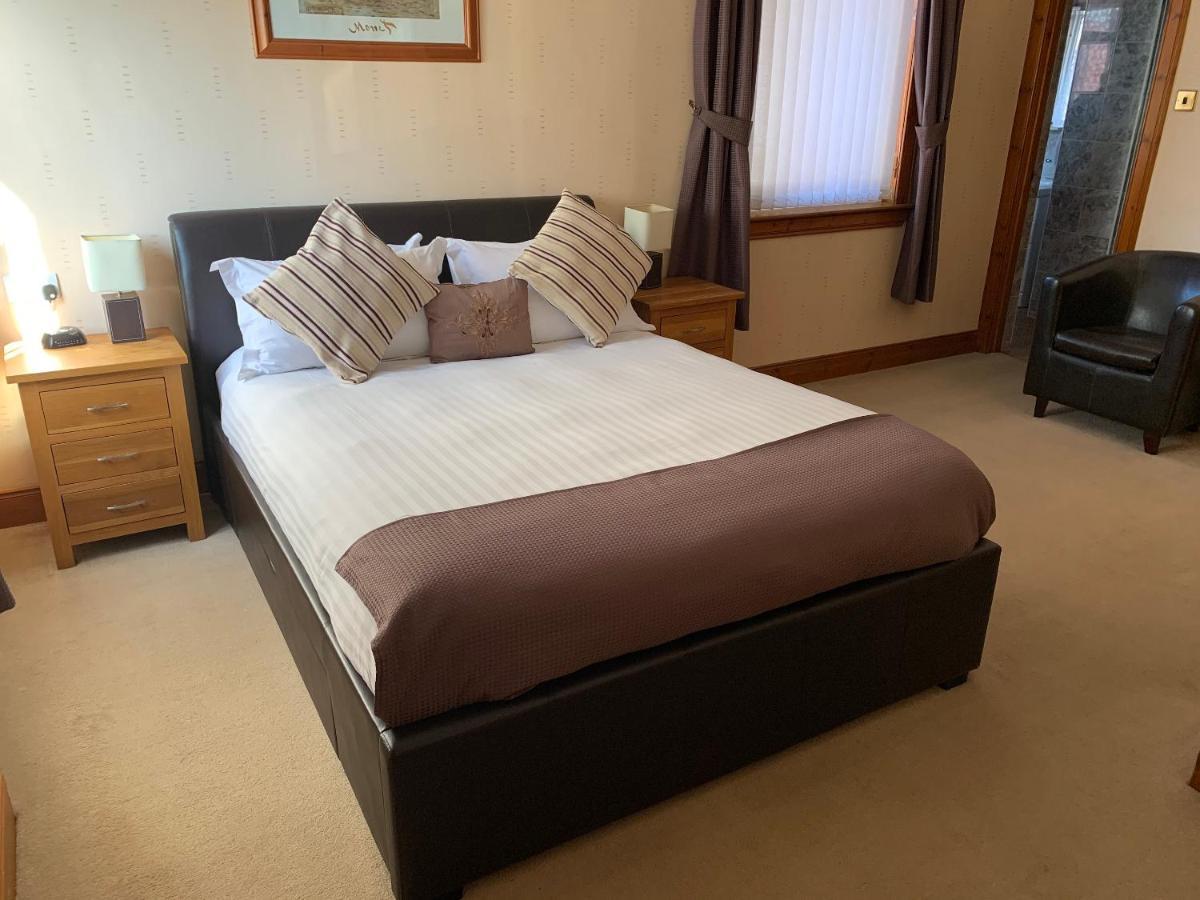 Guest house Lyndon 4*