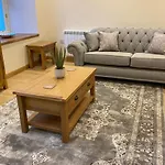 Waverley Inn Holiday Apartments