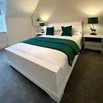 Innes Street Townhouse