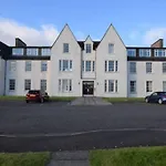 2 Old Edinburgh Court