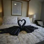 Loch Ness Apartments