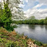 Stunning 5-Bed House In Inverness