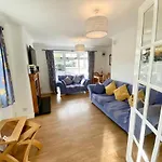 Wellingtonia Court Apartment