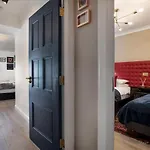 Relax In Super Size Copper Tub - 2 Bedroom Villa