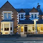 Adrian\'S Guest House