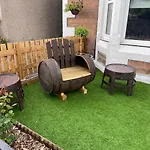 Adrian\'S Guest House