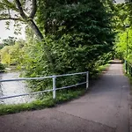 Rosedene Highland House Apartments, Central Inverness