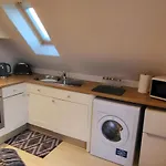 Little Loft Apartment