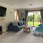 Relax At The Blue Spa House In The Highlands