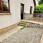 Boutique Four Bed Holiday Home In Inverness