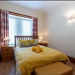 Georges57 2-Bed Apartment In Inverness