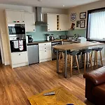 Lesanne Cottage