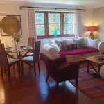 Apartment At Drummond Crescent