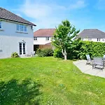 26 Woodgrove Drive