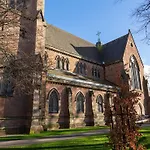 Cathedral Apartment
