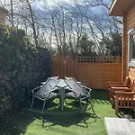 Immaculate Cabin 5 Mins To Inverness Dog Friendly