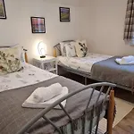 Heart Of Inverness-City Apartment