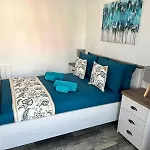 39 Wells Street Apartment